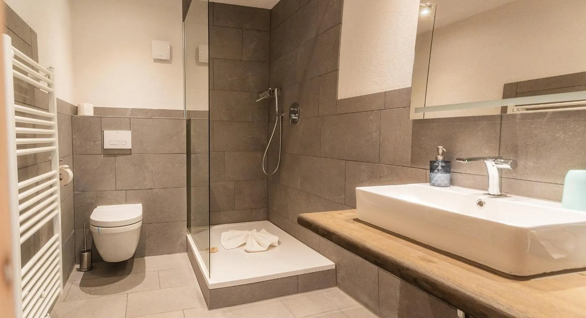 Hostel - Ron'S Guesthouse Oberstdorf