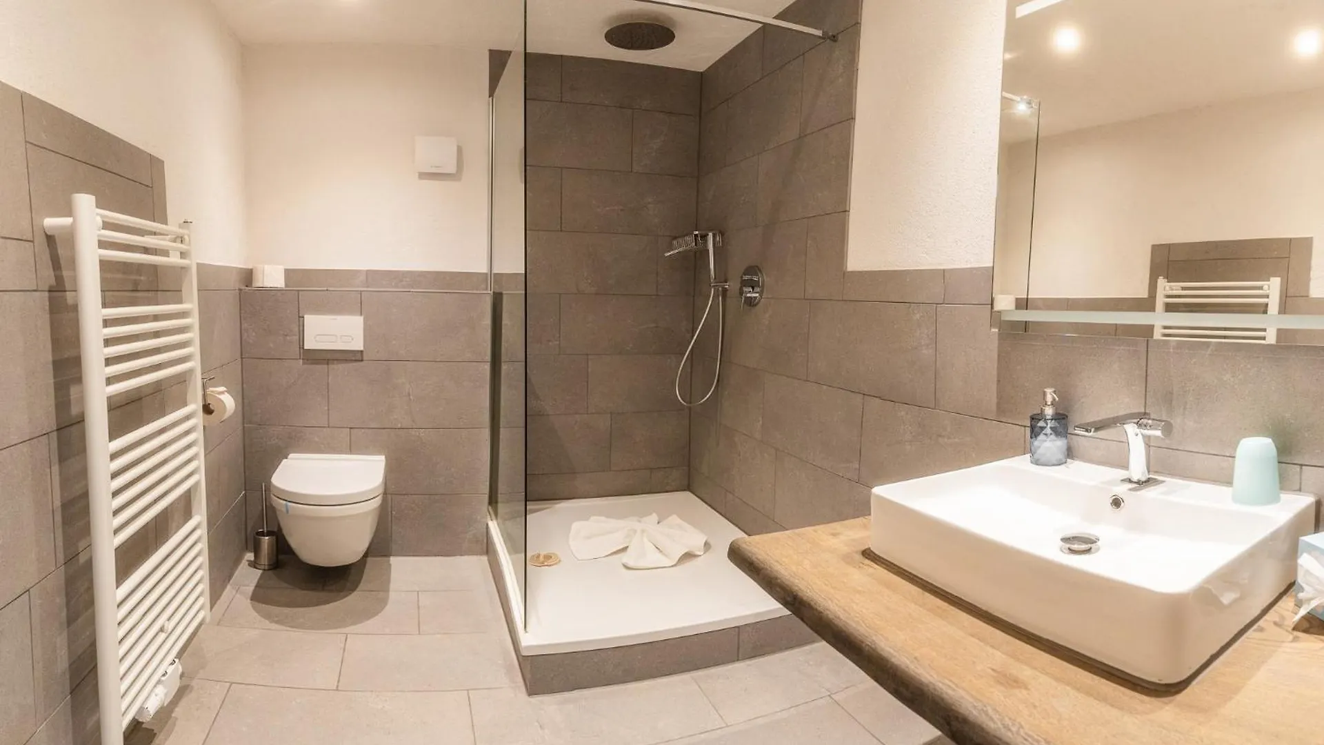 Hostel - Ron'S Guesthouse Oberstdorf