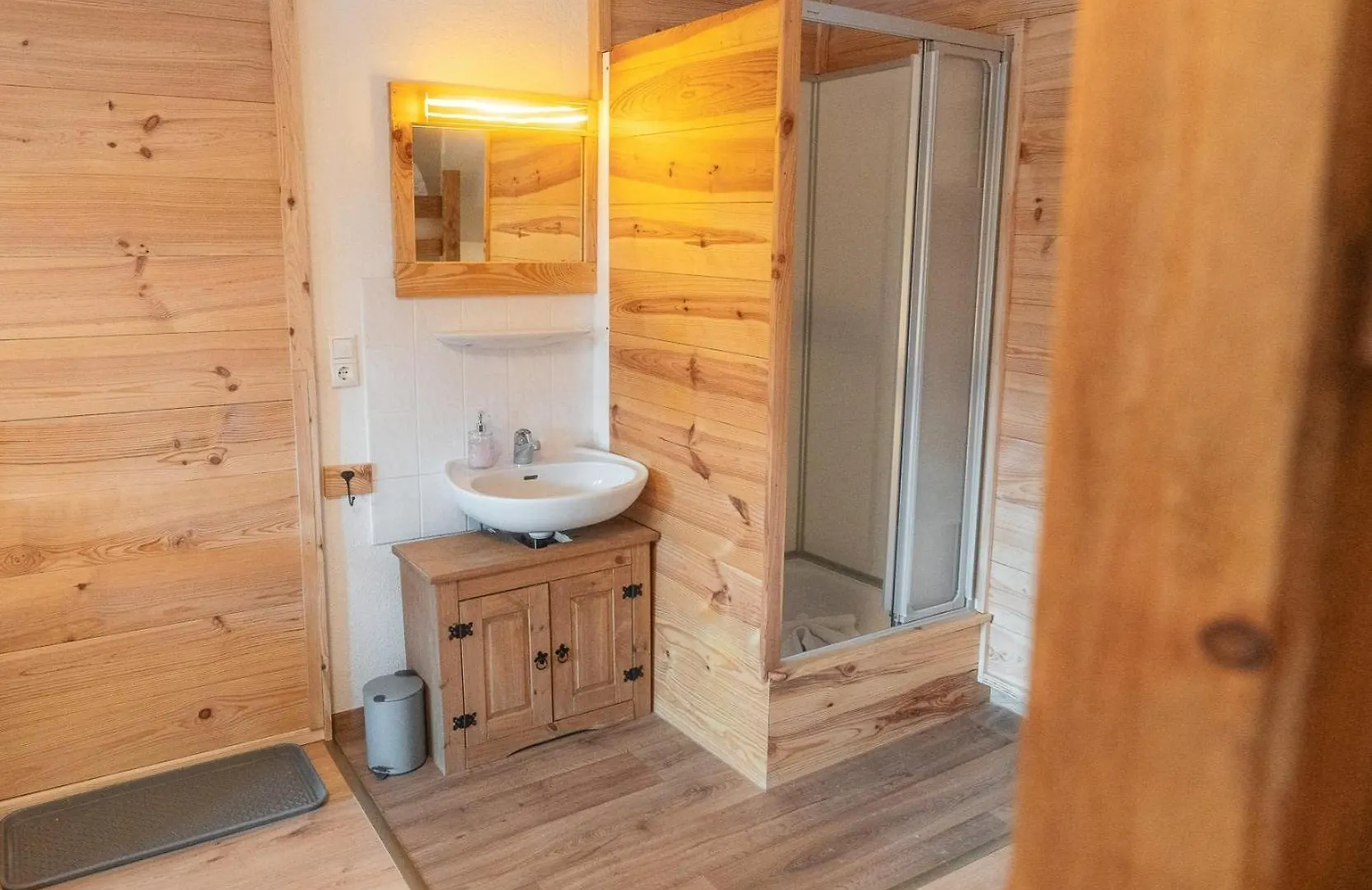 Hostel - Ron'S Guesthouse Oberstdorf 0*,